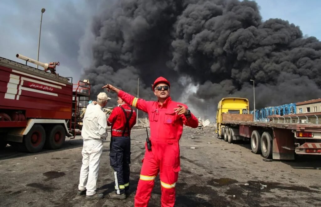 Deadly explosion shakes Iran: মৃত কমপক্ষে ২৫, আহত ৮ শতাধিক 1 Deadly explosion shakes Iran: মৃত কমপক্ষে ২৫, আহত ৮ শতাধিক