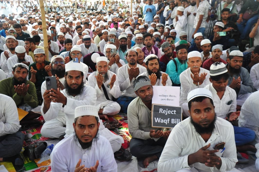 'WAQF ACT মানছি না' স্লোগানে মুখরিত শহর কলকাতা 3 'WAQF ACT মানছি না' স্লোগানে মুখরিত শহর কলকাতা